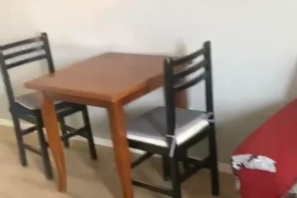 Shtepi me qera Apartament ne Tirane, 1+1, Mobilimi E mobiluar, Pagesa 50,000  Leke.