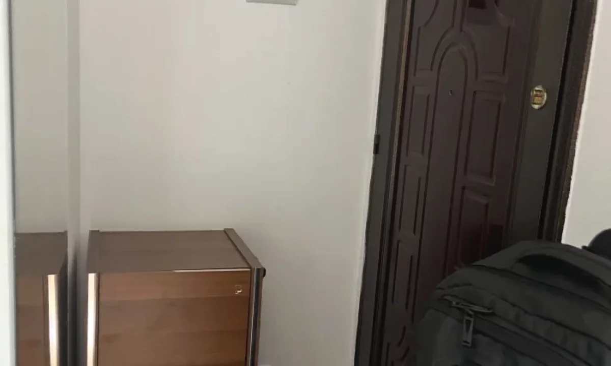 Shtepi me qera Apartament ne Tirane, 1+1, Mobilimi E mobiluar, Pagesa 40,000  Leke.