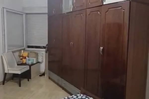 Shtepi me qera Apartament ne Tirane, 1+1, Mobilimi E mobiluar, Pagesa 40,000  Leke.