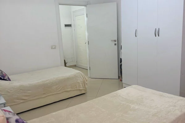 Shtepi me qera Apartament ne Tirane, 2+1, Mobilimi E mobiluar, Pagesa 65,000  Leke.