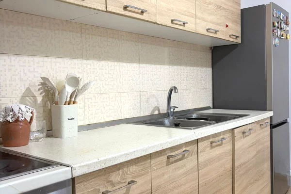 Shtepi me qera Apartament ne Tirane, 2+1, Mobilimi E mobiluar, Pagesa 55,000  Leke.
