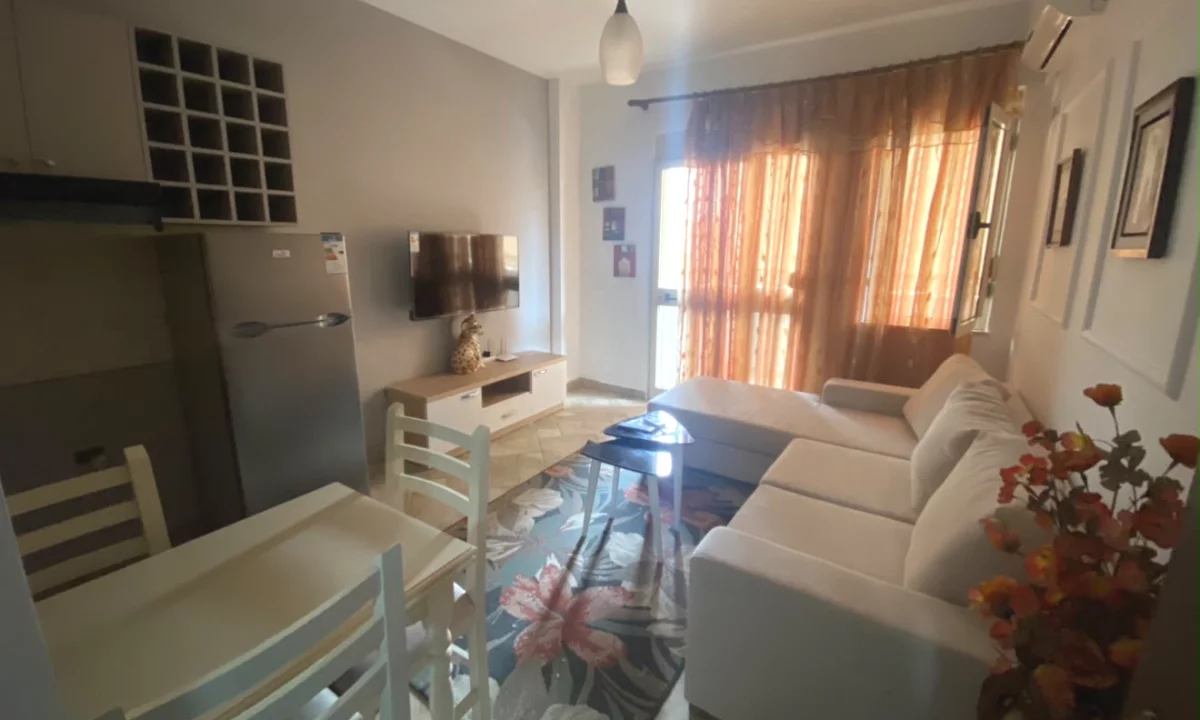 Shtepi me qera Apartament ne Tirane, 1+1, Mobilimi E mobiluar, Pagesa 60,000  Leke.