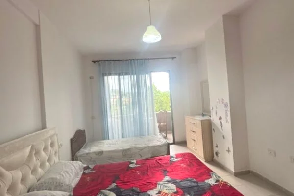 Shtepi me qera Apartament ne Tirane, 1+1, Mobilimi E mobiluar, Pagesa 40,000  Leke.