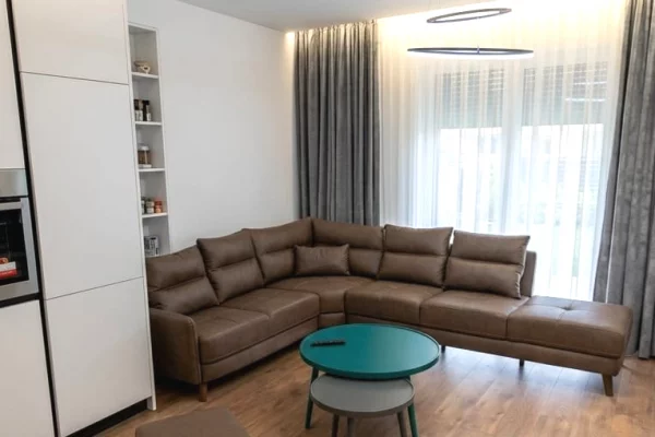 Shtepi me qera Apartament ne Tirane, 1+1, Mobilimi E mobiluar, Pagesa 60,000  Leke.