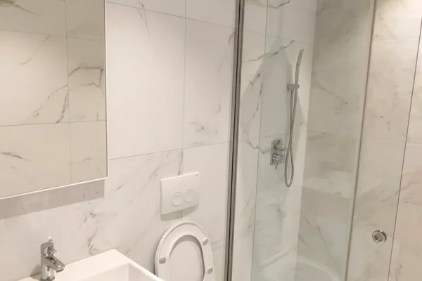 Shtepi me qera Apartament ne Tirane, 1+1, Mobilimi E mobiluar, Pagesa 60,000  Leke.