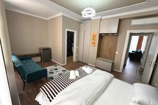 Shtepi me qera Apartament ne Tirane, 2+1, Mobilimi E mobiluar, Pagesa 80,000  Leke.