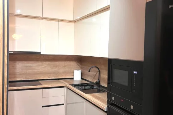 Shtepi me qera Apartament ne Tirane, 2+1, Mobilimi E mobiluar, Pagesa 65,000  Leke.