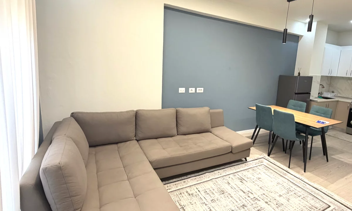 Shtepi me qera Apartament ne Tirane, 1+1, Mobilimi E mobiluar, Pagesa 65,000  Leke.