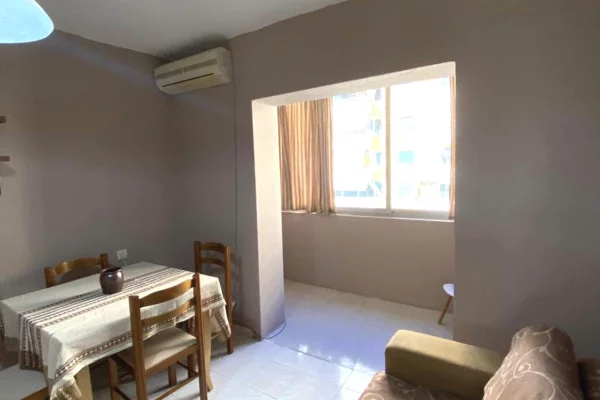 Shtepi me qera Apartament ne Tirane, 2+1, Mobilimi E mobiluar, Pagesa 55,000  Leke.