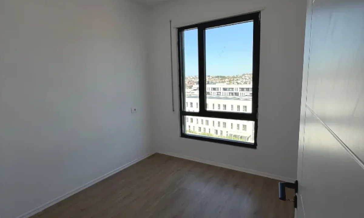 Shtepi me qera Apartament ne Tirane, 3+1, Mobilimi Bosh, pa mobiluar, Pagesa 65,000  Leke.
