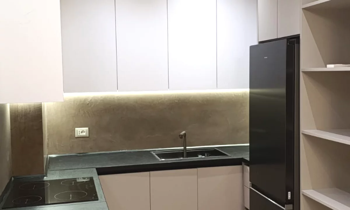 Shtepi me qera Apartament ne Tirane, 1+1, Mobilimi E mobiluar, Pagesa 75,000  Leke.