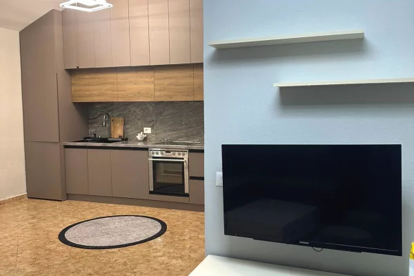 Shtepi me qera Apartament ne Tirane, 2+1, Mobilimi E mobiluar, Pagesa 65,000  Leke.