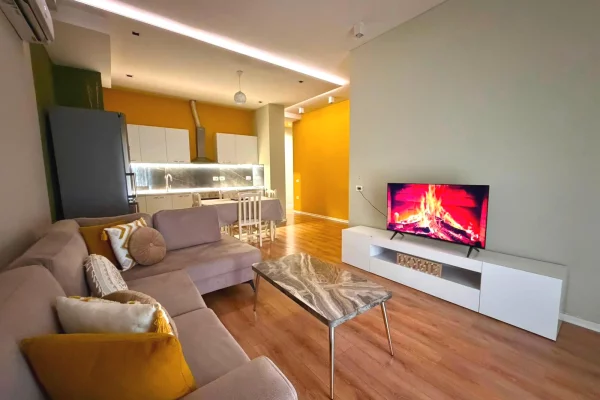 Shtepi me qera Apartament ne Tirane, 2+1, Mobilimi E mobiluar, Pagesa 60,000  Leke.