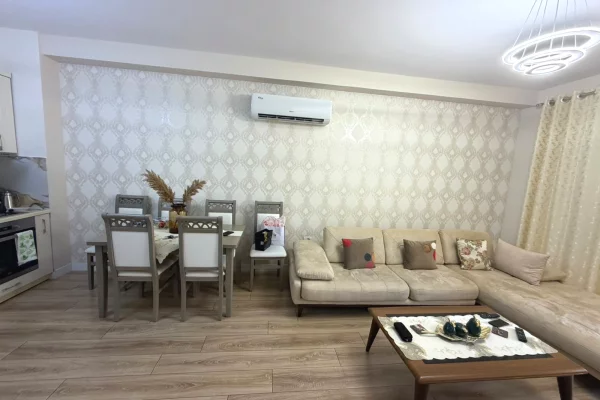 Shtepi me qera Apartament ne Tirane, 2+1, Mobilimi E mobiluar, Pagesa 55,000  Leke.