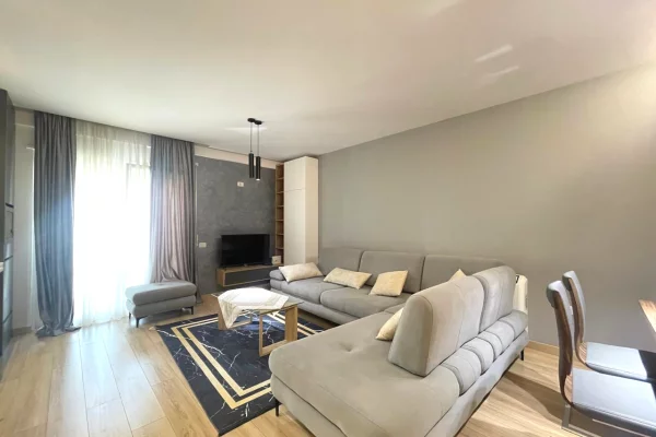 Shtepi me qera Apartament ne Tirane, 2+1, Mobilimi E mobiluar, Pagesa 700  Euro.