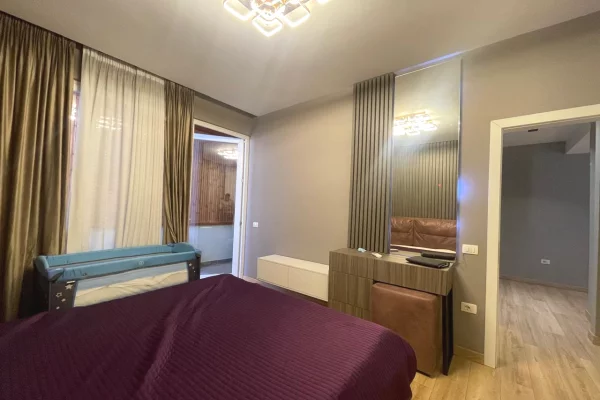 Shtepi me qera Apartament ne Tirane, 2+1, Mobilimi E mobiluar, Pagesa 700  Euro.