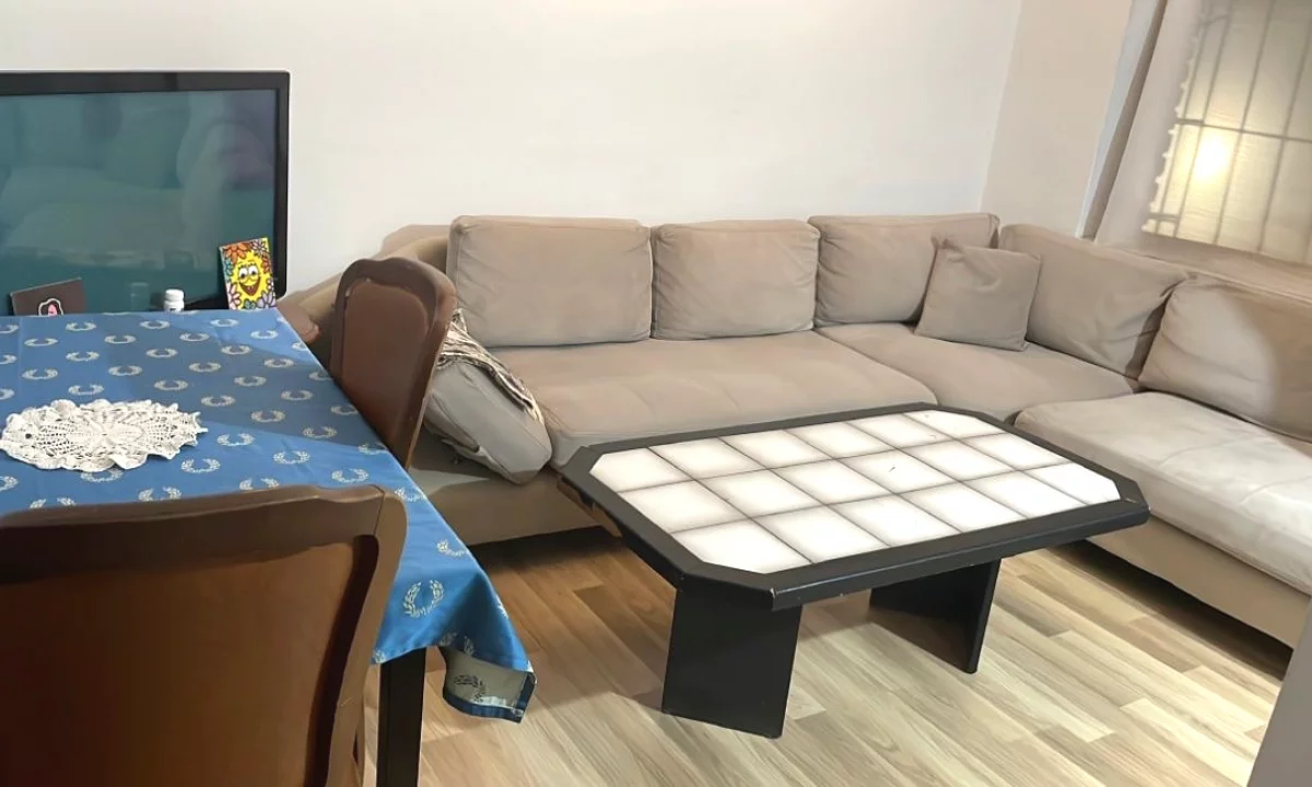Shtepi me qera Apartament ne Tirane, 1+1, Mobilimi E mobiluar, Pagesa 55,000  Leke.