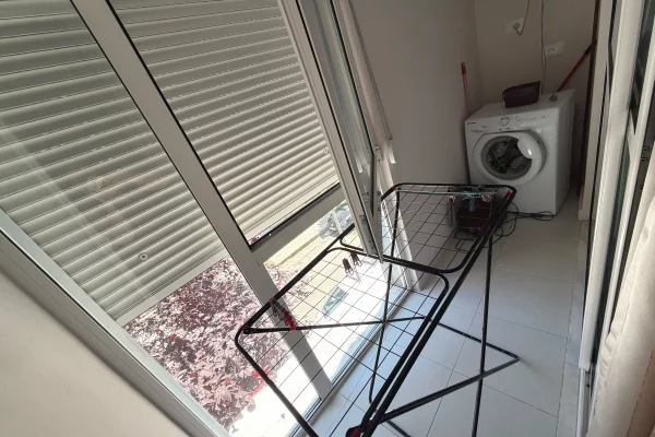 Shtepi me qera Apartament ne Tirane, 2+1, Mobilimi E mobiluar, Pagesa 750  Euro.