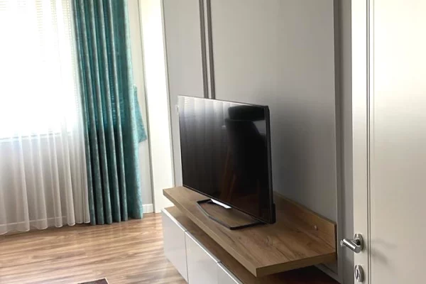 Shtepi me qera Apartament ne Tirane, 2+1, Mobilimi E mobiluar, Pagesa 50,000  Leke.