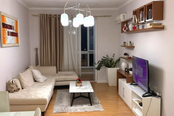Shtepi me qera Apartament ne Tirane, 2+1, Mobilimi E mobiluar, Pagesa 110,000  Leke.