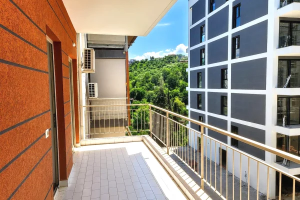 Shtepi me qera Apartament ne Tirane, 2+1, Mobilimi E mobiluar, Pagesa 65,000  Leke.