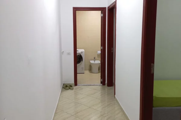 Shtepi me qera Apartament ne Tirane, 2+1, Mobilimi E mobiluar, Pagesa 56,000  Leke.