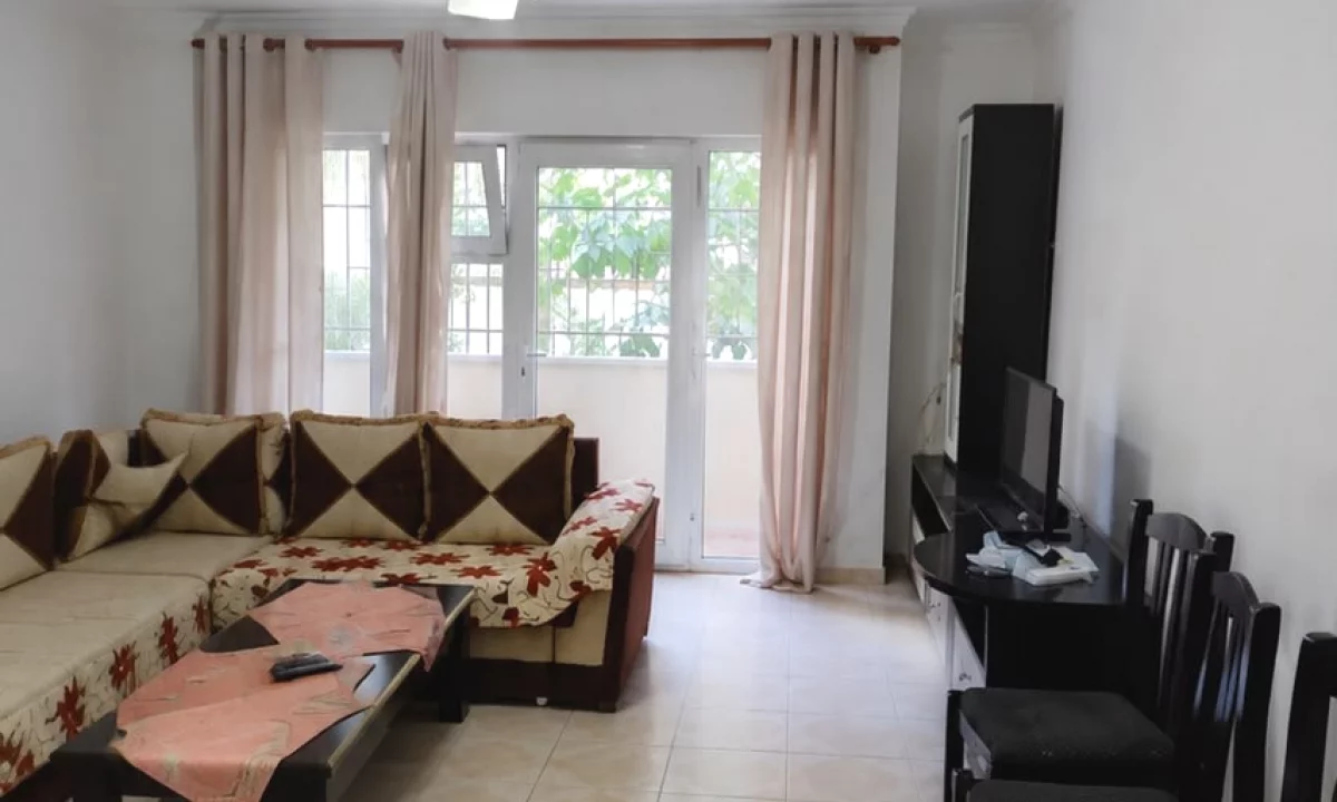 Shtepi me qera Apartament ne Tirane, 1+1, Mobilimi E mobiluar, Pagesa 45,000  Leke.