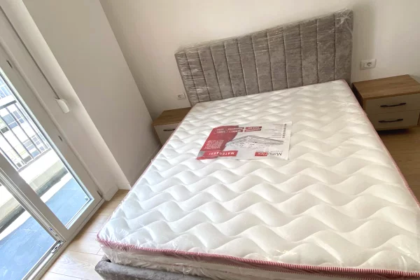Shtepi me qera Apartament ne Tirane, 2+1, Mobilimi E mobiluar, Pagesa 50,000  Leke.