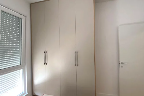 Shtepi me qera Apartament ne Tirane, 2+1, Mobilimi E mobiluar, Pagesa 50,000  Leke.