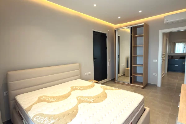 Shtepi me qera Apartament ne Tirane, 1+1, Mobilimi E mobiluar, Pagesa 65,000  Leke.