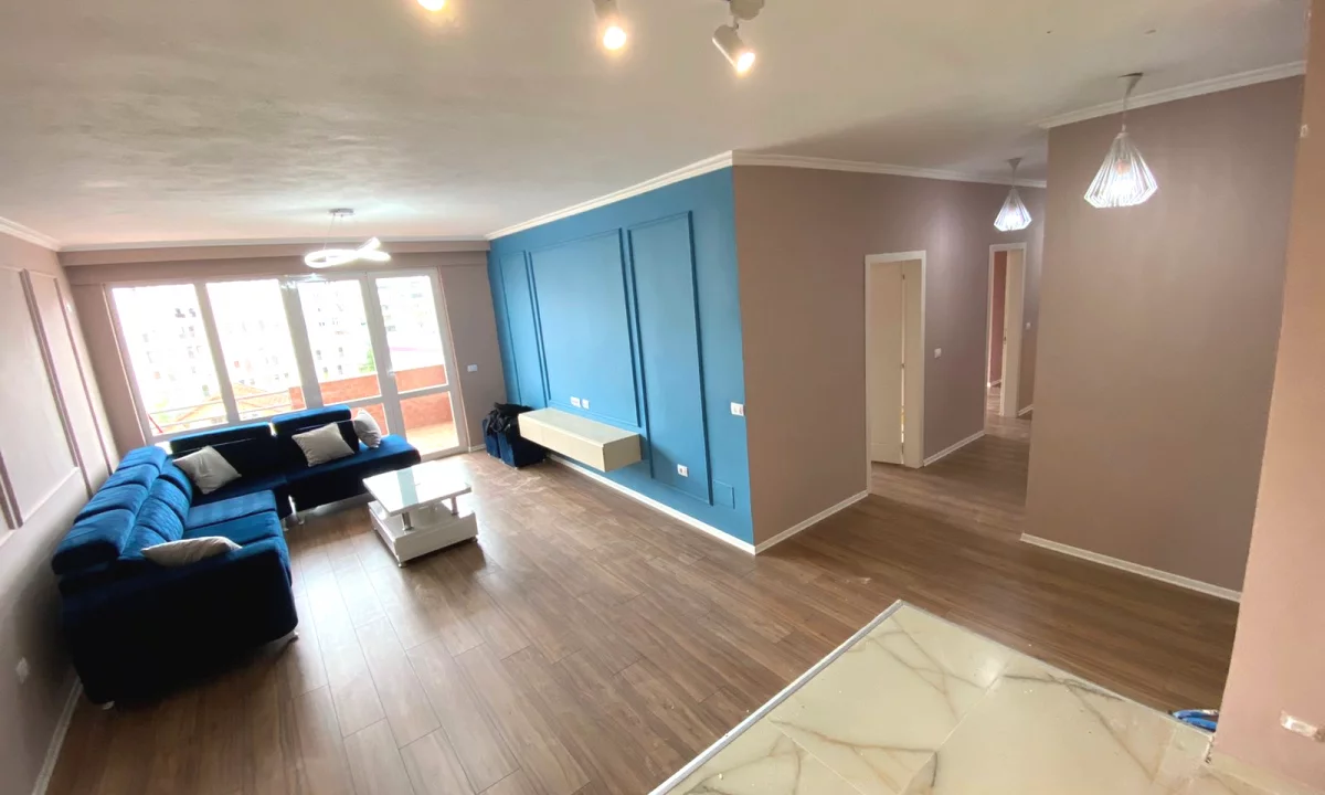 Shtepi me qera Apartament ne Tirane, 2+1, Mobilimi Bosh, pa mobiluar, Pagesa 50,000  Leke.
