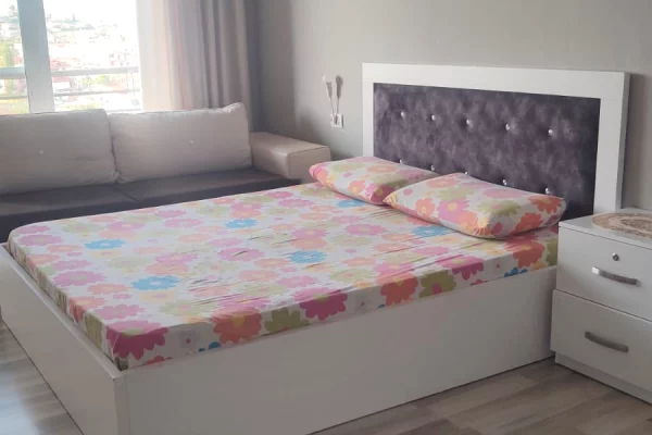 Shtepi me qera Apartament ne Tirane, 2+1, Mobilimi E mobiluar, Pagesa 40,000  Leke.