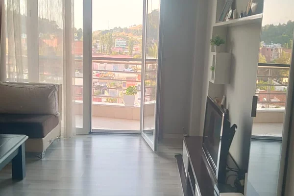 Shtepi me qera Apartament ne Tirane, 2+1, Mobilimi E mobiluar, Pagesa 40,000  Leke.