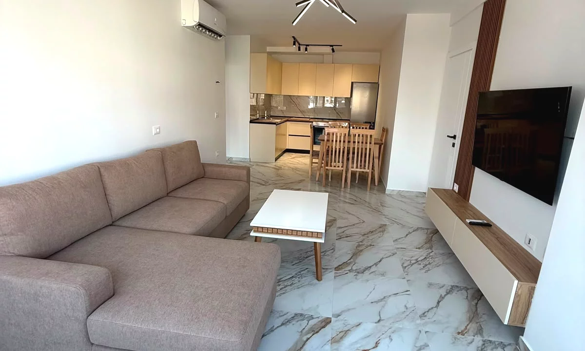 Shtepi me qera Apartament ne Tirane, 2+1, Mobilimi E mobiluar, Pagesa 65,000  Leke.