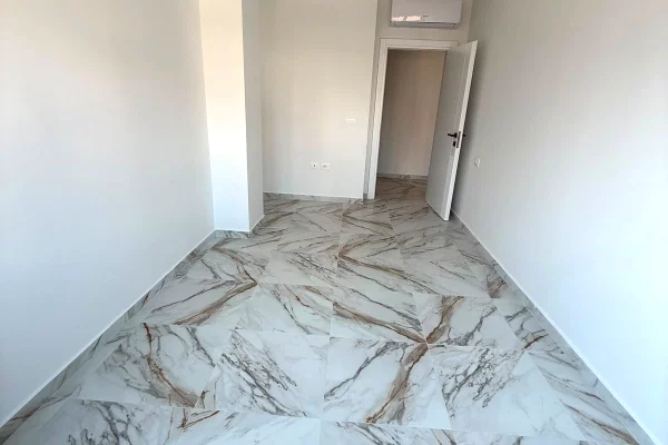 Shtepi me qera Apartament ne Tirane, 2+1, Mobilimi E mobiluar, Pagesa 65,000  Leke.