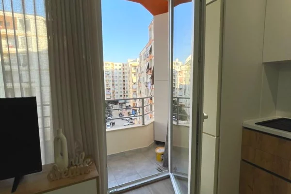Shtepi me qera Apartament ne Tirane, 1+1, Mobilimi E mobiluar, Pagesa 500  Euro.