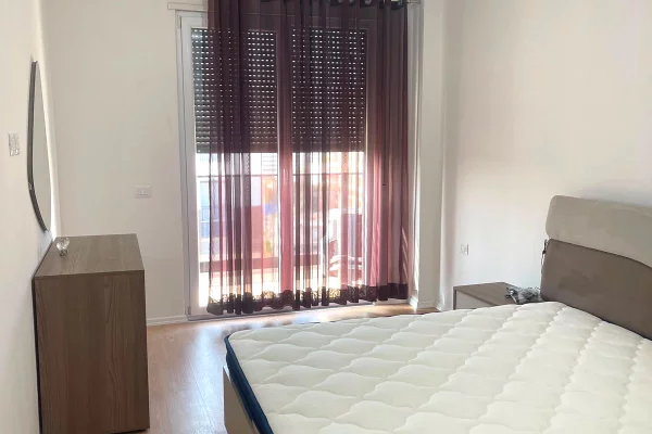 Shtepi me qera Apartament ne Tirane, 1+1, Mobilimi E mobiluar, Pagesa 65,000  Leke.