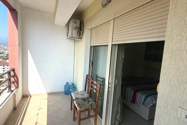 Shtepi me qera Apartament ne Tirane, 1+1, Mobilimi E mobiluar, Pagesa 42,000  Leke.