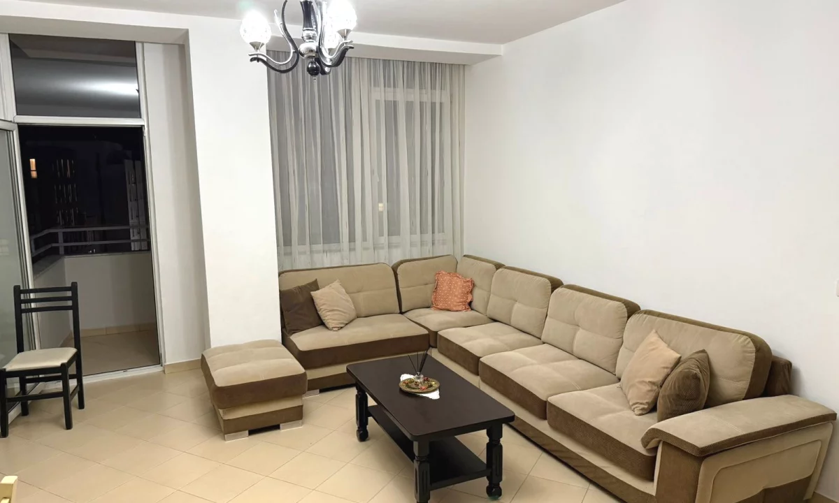 Shtepi me qera Apartament ne Tirane, 2+1, Mobilimi E mobiluar, Pagesa 60,000  Leke.