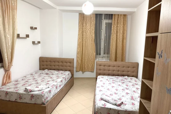 Shtepi me qera Apartament ne Tirane, 2+1, Mobilimi E mobiluar, Pagesa 60,000  Leke.