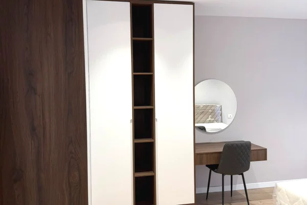 Shtepi me qera Apartament ne Tirane, 1+1, Mobilimi E mobiluar, Pagesa 90,000  Leke.