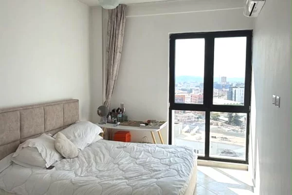 Shtepi me qera Apartament ne Tirane, 1+1, Mobilimi E mobiluar, Pagesa 60,000  Leke.