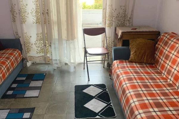 Shtepi me qera Apartament ne Tirane, 2+1, Mobilimi E mobiluar, Pagesa 43,000  Leke.