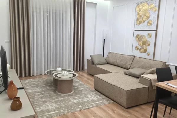 Jepet me qira 1+1 Zogu I Zi 800€