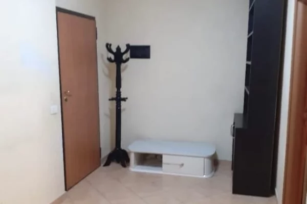 Shtepi me qera Apartament ne Tirane, 2+1, Mobilimi E mobiluar, Pagesa 50,000  Leke.