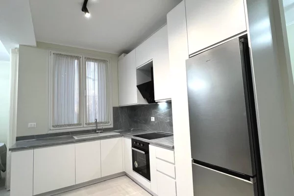 House for Rent Apartment in Tirana, 2+1, Furniture Furnished, Payment 75,000  Leke.