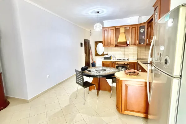 House for Rent Apartment in Tirana, 1+1, Furniture Furnished, Payment 45,000  Leke.
