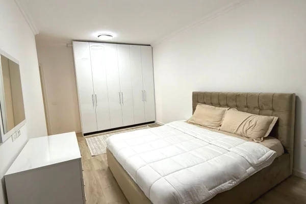 House for Rent Apartment in Tirana, 2+1, Furniture Furnished, Payment 70,000  Leke.