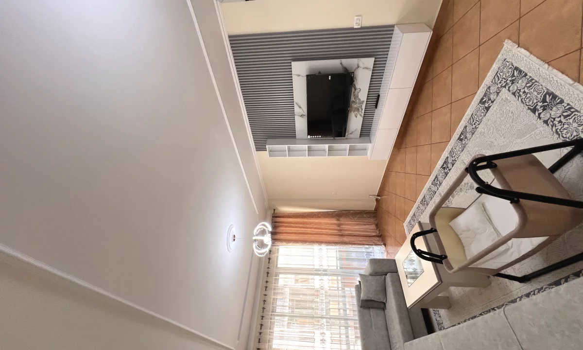House for Rent Apartment in Tirana, 2+1, Furniture Furnished, Payment 60,000  Leke.