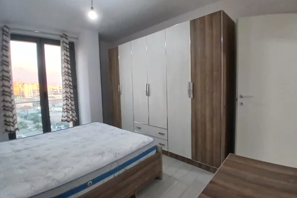 Shtepi me qera Apartament ne Tirane, 1+1, Mobilimi E mobiluar, Pagesa 60,000  Leke.